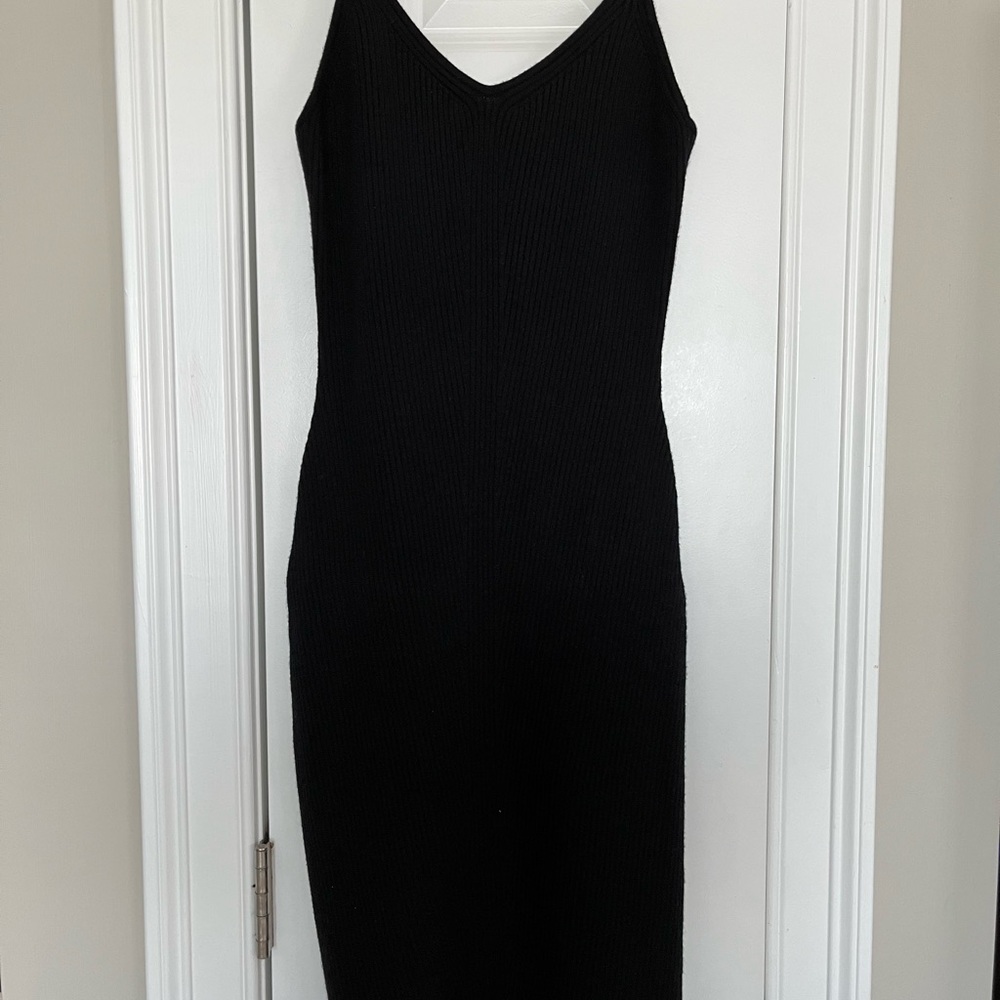 Worn once Body con sweater cami medi dress by Abercrombie and Fitch size M .